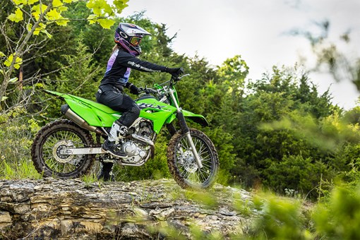2025 KLX®230R S opens in a new window