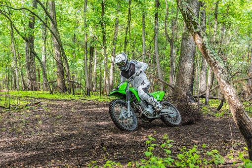 2025 KLX®230R S opens in a new window
