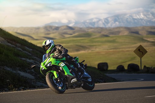 2025 NINJA® ZX™-6R KRT EDITION opens in a new window