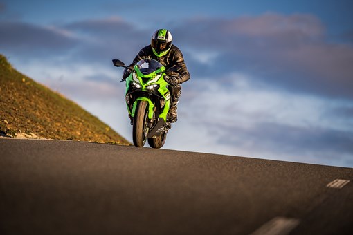 2025 NINJA® ZX™-6R KRT EDITION opens in a new window