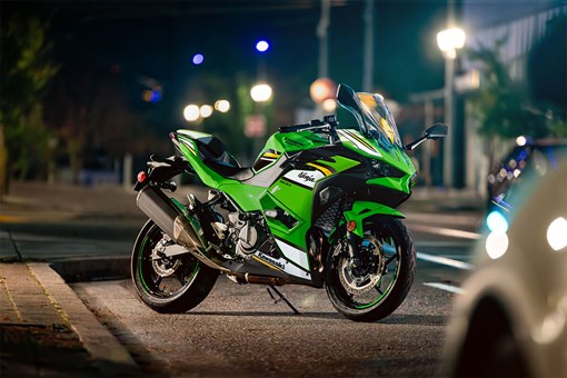 2025 NINJA® 500 SE KRT EDITION ABS opens in a new window