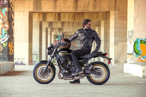 2025 Z650RS ABS opens in a new window