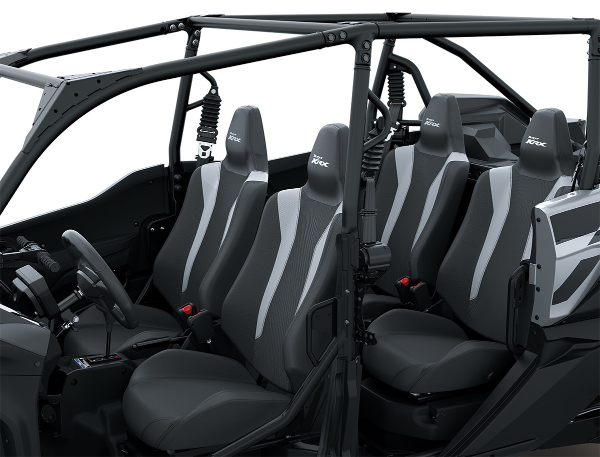 Three-quarter front angle of the four seats in a side x side staged in a white studio background.