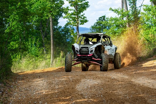 2026 TERYX®5 H2 DELUXE eS opens in a new window