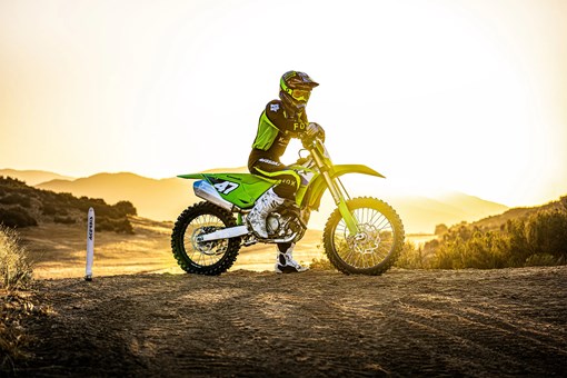 2027 KX™250F opens in a new window