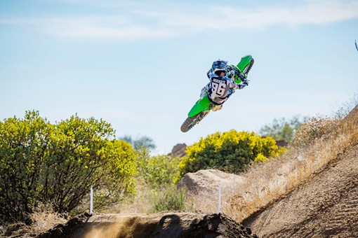 2027 KX™327 opens in a new window