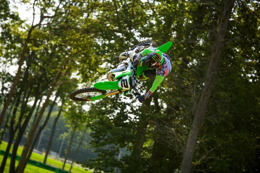 2027 KX™327 opens in a new window