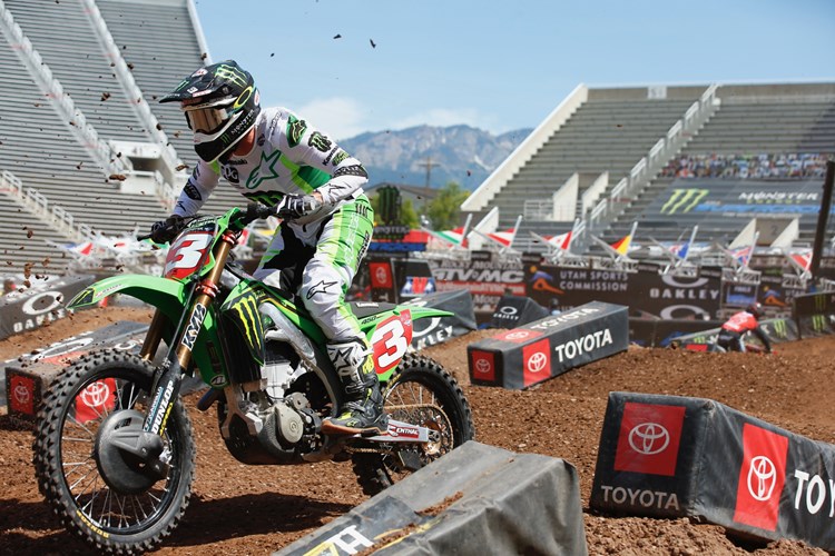 Monster Energy® Kawasaki Rider Eli Tomac Takes 450SX Championship in Monster Energy Supercross Finale photo