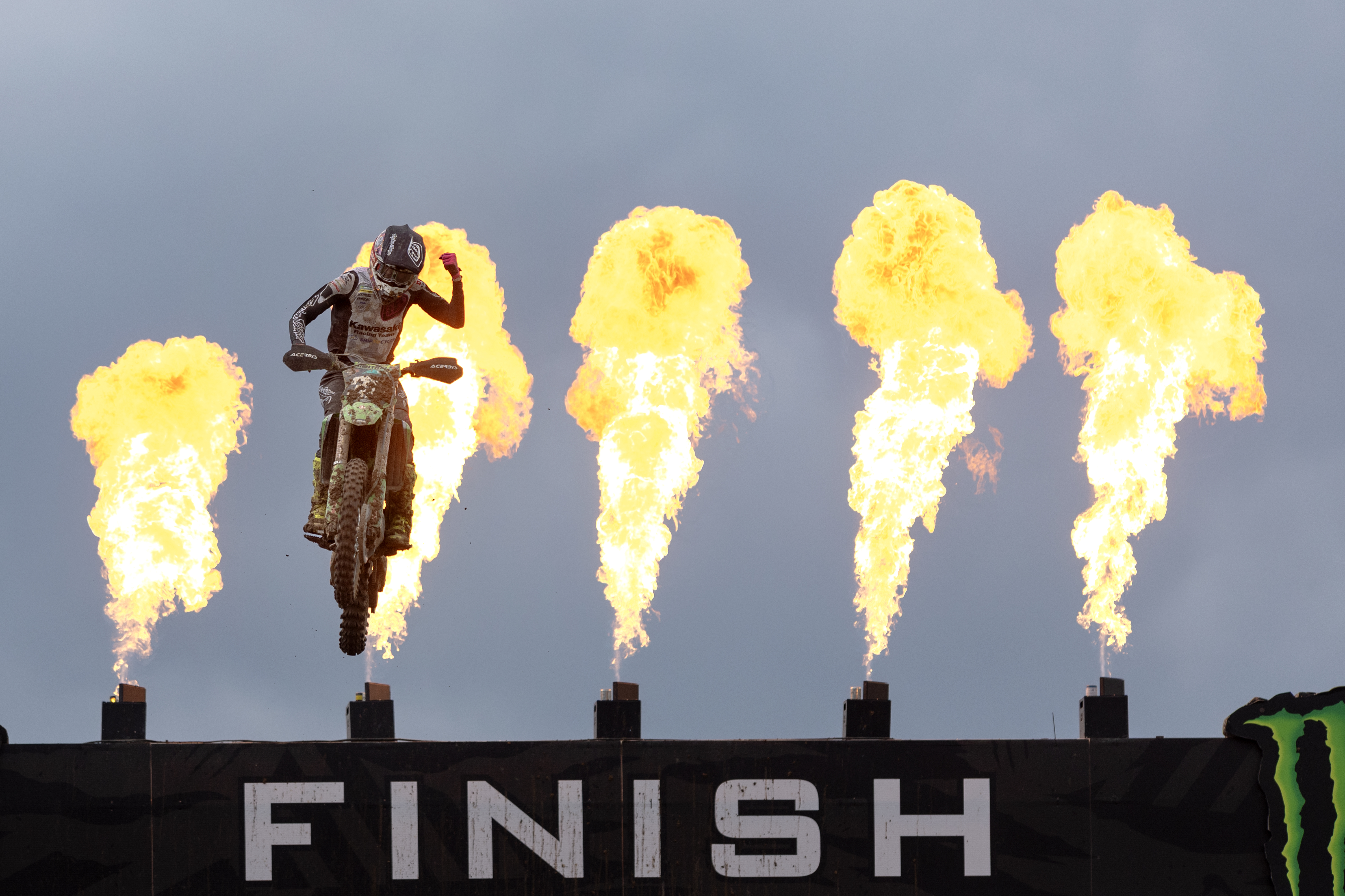 Maiden GP victory for KRT MX2 and Mathis Valin | Official Kawasaki