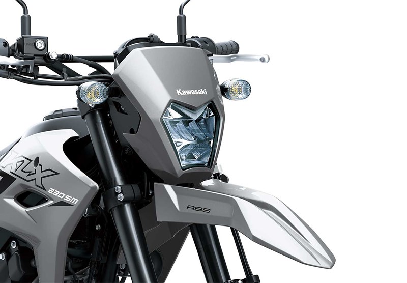 LATEST SUPERMOTO STYLING