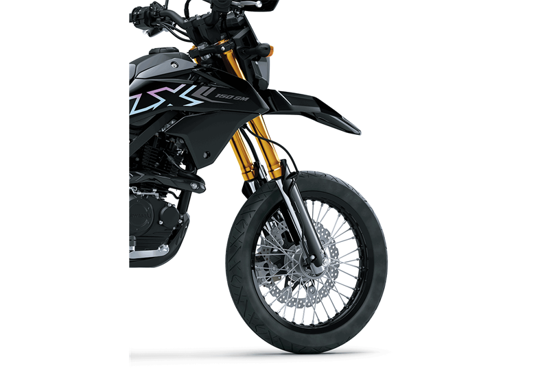 SLIM, LIGHTWEIGHT CHASSIS WITH 17” WHEELS