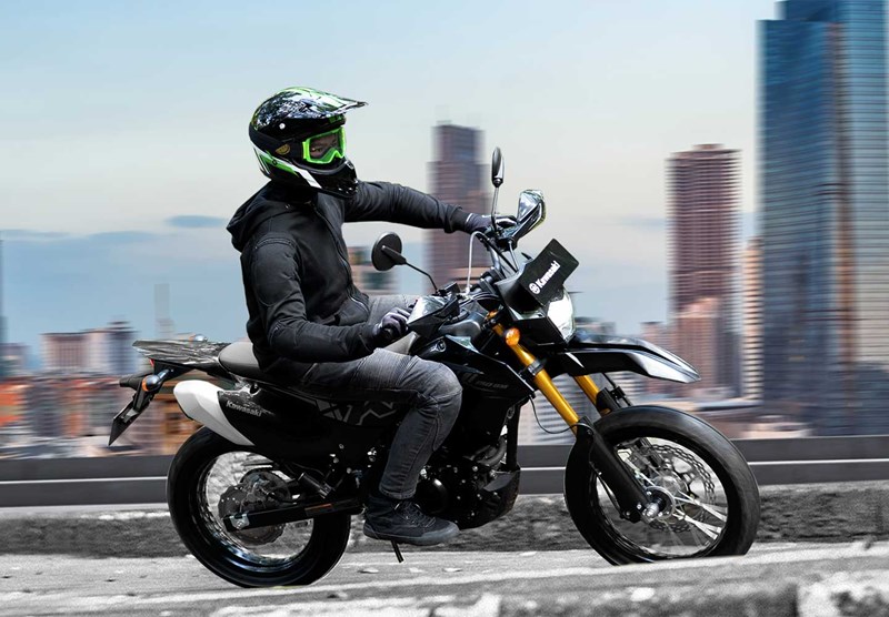 SPORTY, QUICK-REVVING ENGINE