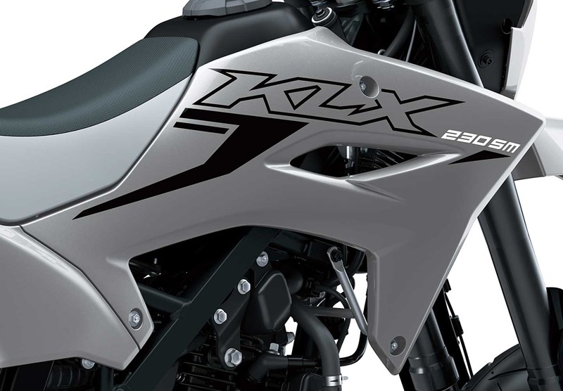 LATEST SUPERMOTO STYLING