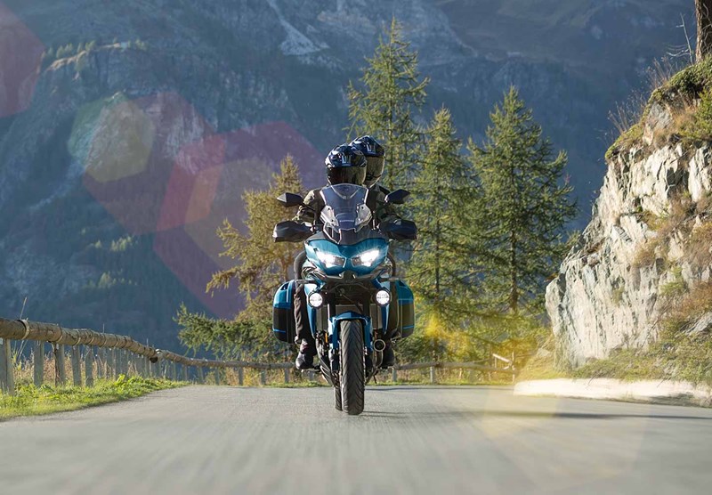 FUN PACKAGE ON WINDING ROADS