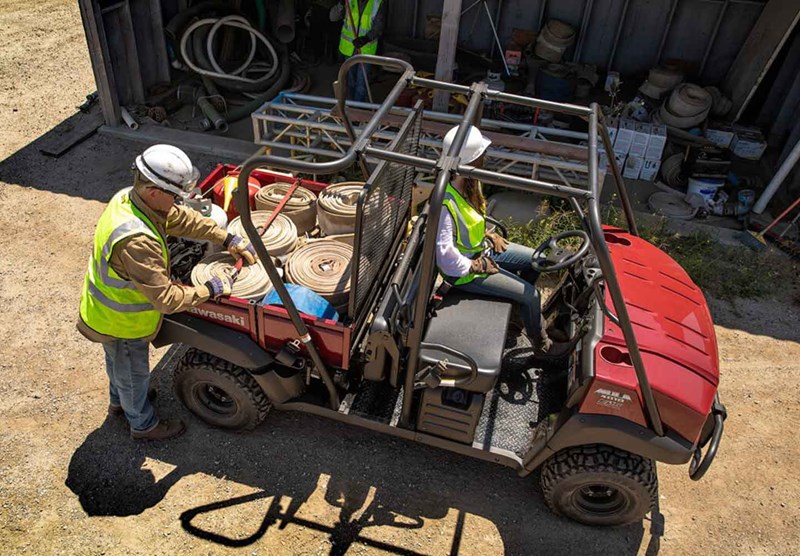 HAULING & TOWING