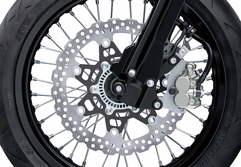 SUPERMOTO-TUNED PERFORMANCE