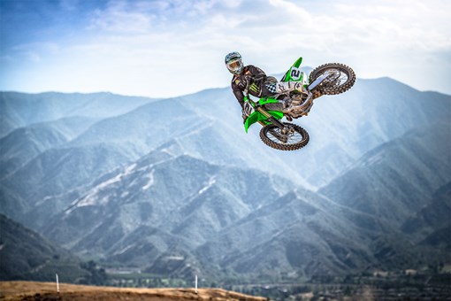 2022 KX450