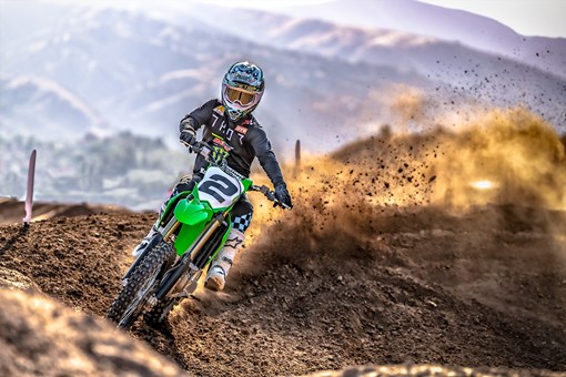 2022 KX450