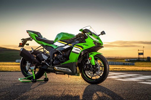 2025 NINJA ZX-6R KRT EDITION 