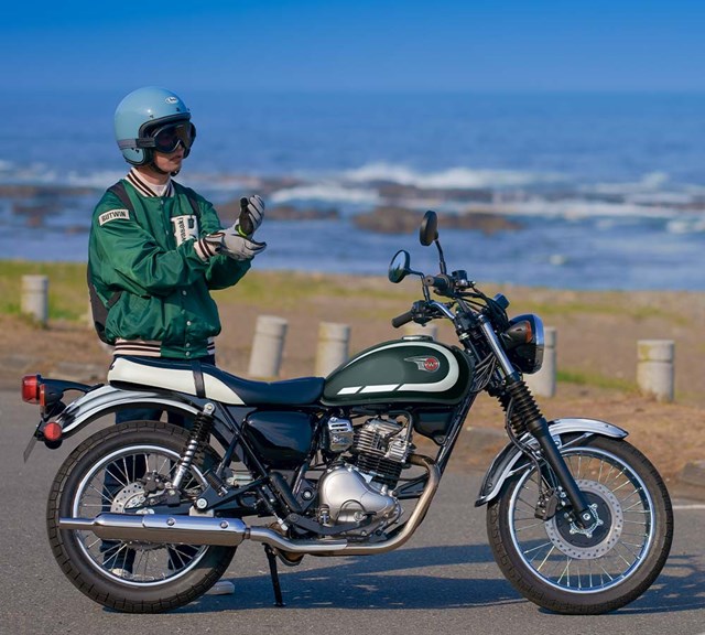 Image of 2026 W230 in action