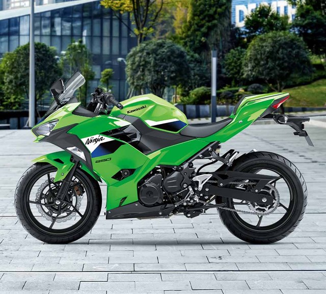 Image of 2026 NINJA 250 ABS SE in action