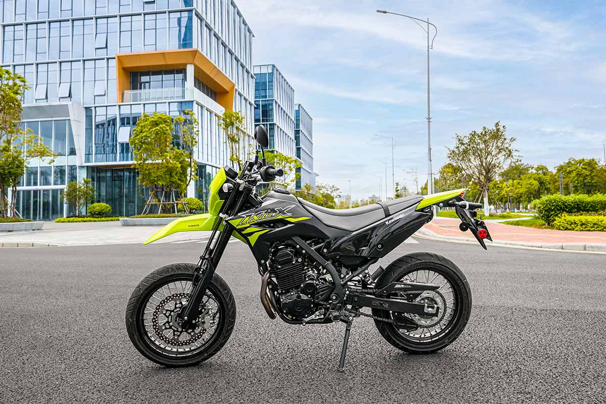 2027 KLX230SM