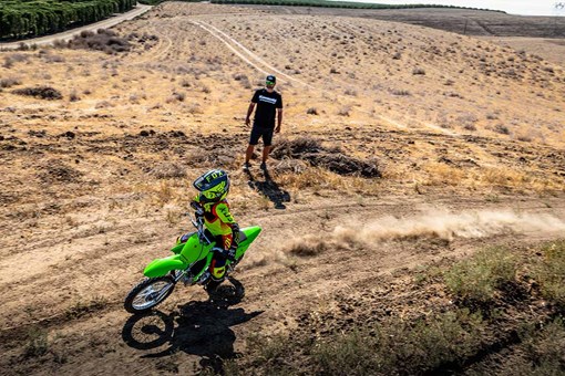 2027 KLX110R