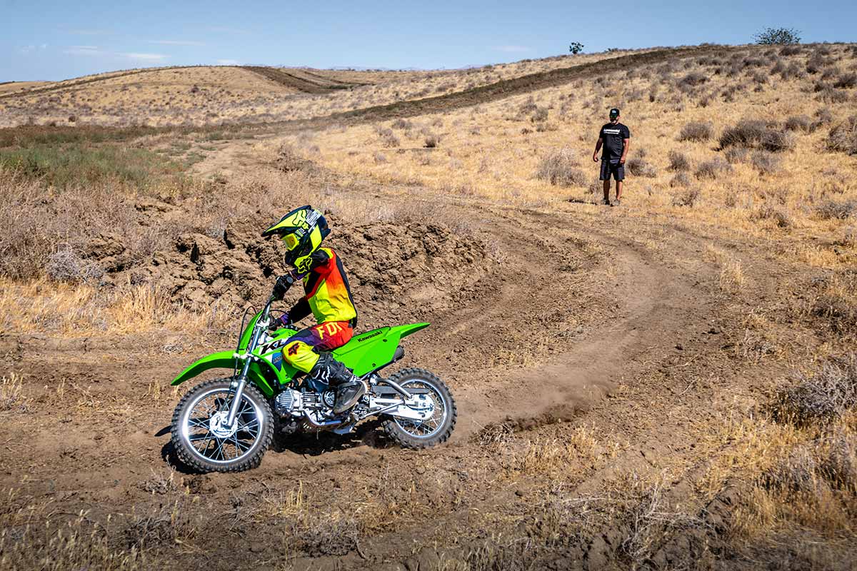 2027 KLX110R