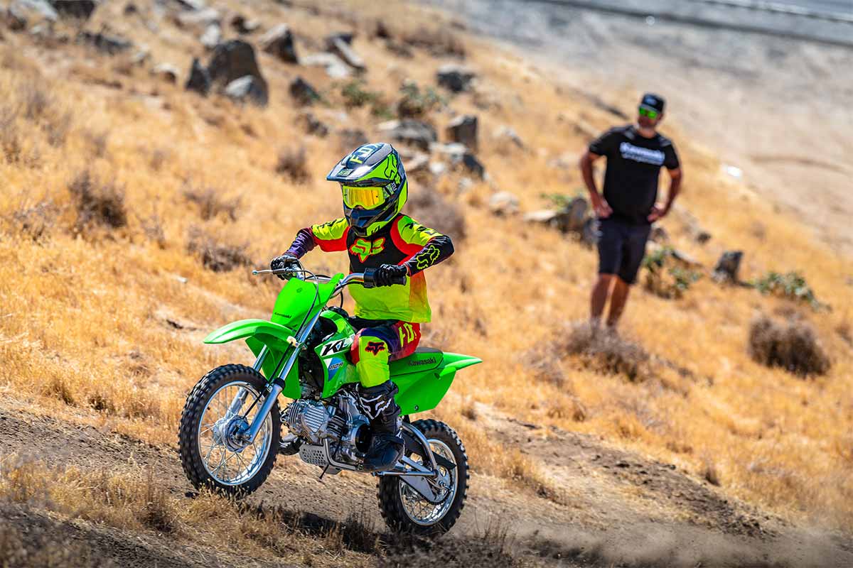 2027 KLX110R