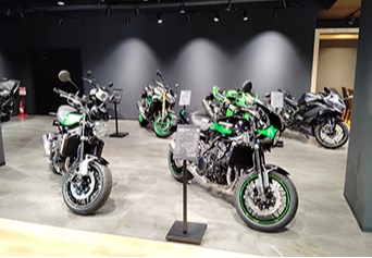 Mobile shop image 3