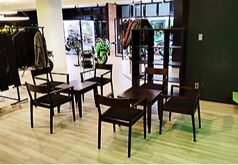 Mobile shop image 3