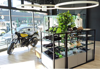 shop image 2