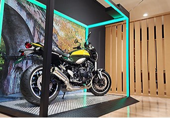 Mobile shop image 2