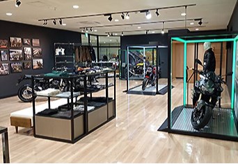 Mobile shop image 3