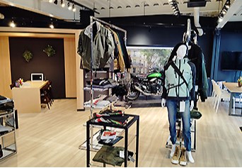 Mobile shop image 2