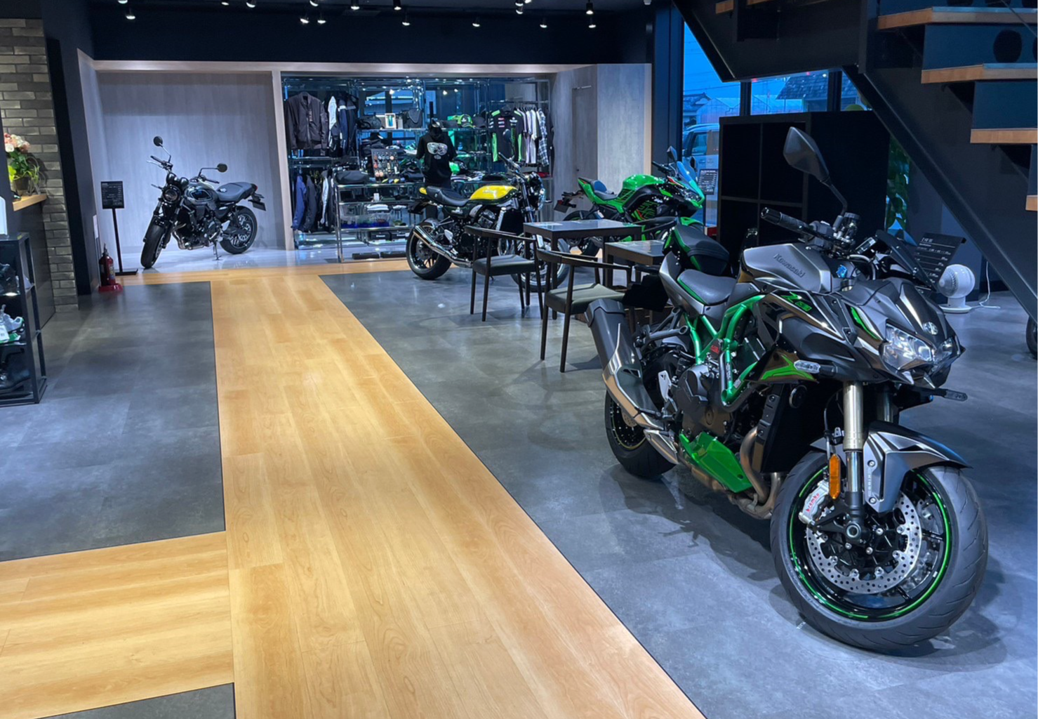 shop image 3