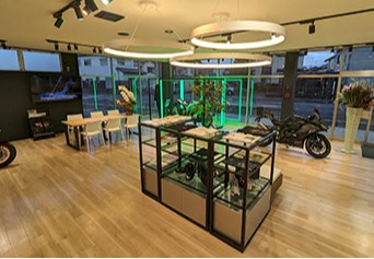 Mobile shop image 2