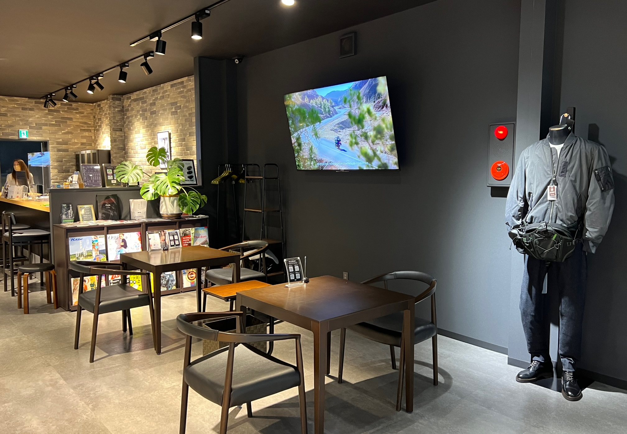 shop image 3