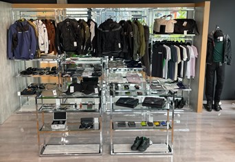 Mobile shop image 2