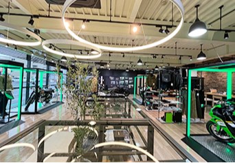 Mobile shop image 2