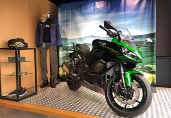 Mobile shop image 2