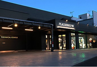 Mobile shop image 1