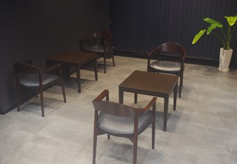 Mobile shop image 3