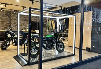 Mobile shop image 2