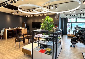 Mobile shop image 2
