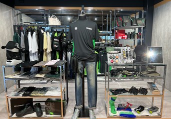 Mobile shop image 2