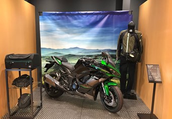 Mobile shop image 2