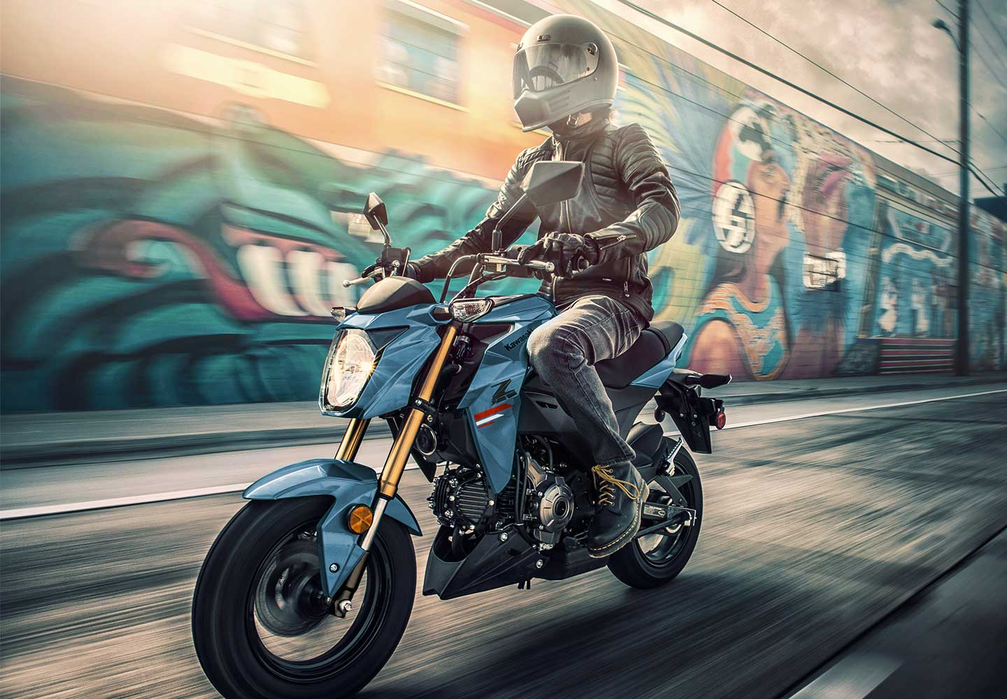 Kawasaki Z125 PRO | スーパーネイキッドモデル| シャープ＆スポーティ