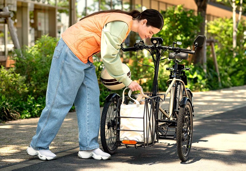 モーターサイクルの設計技術と経験を活かした車体