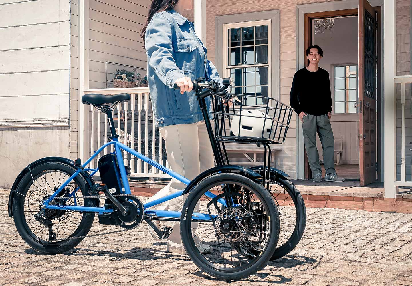 Kawasaki noslisu | 3輪電動ビークル| 幅広いユーザーに便利さと